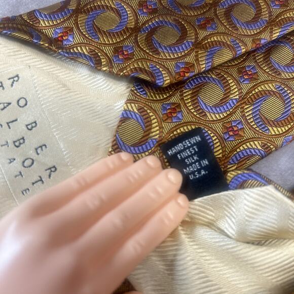 Robert Talbott Estate 100% Silk Necktie Yellow Gold Purple Geometric Swirls USA - Picture 6 of 7